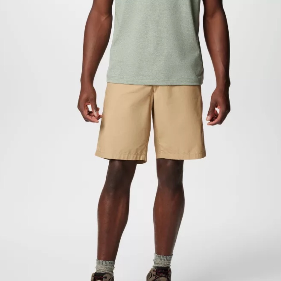New! Men's Columbia Washed Out Tan Shorts Inseam 10”, Size 34 Regular
